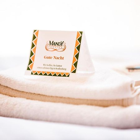 Hotel-Pension Mandy - Adults Only Senftenberg Bagian luar foto